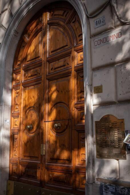 Merulana Penthouse: 5 Minutes Walk From Colosseum Extérieur photo